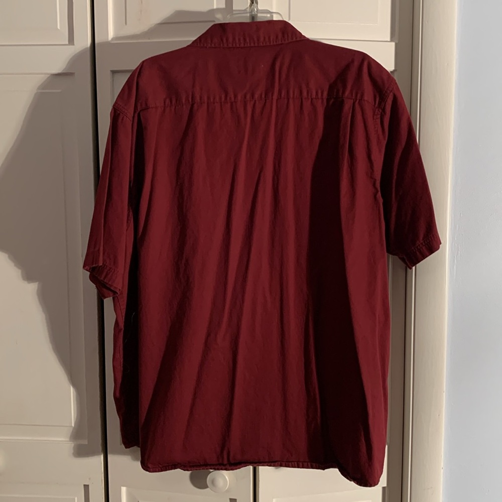 Wrangler Maroon Casual Button Down Short Sleeve Shirt - Picture 4 of 5